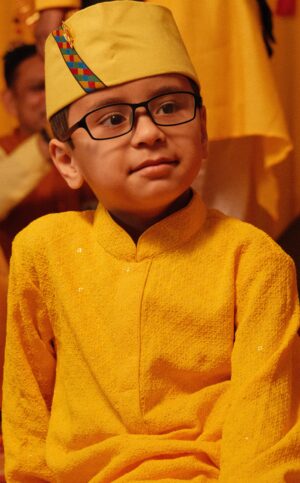 yellow topi for haldi hath